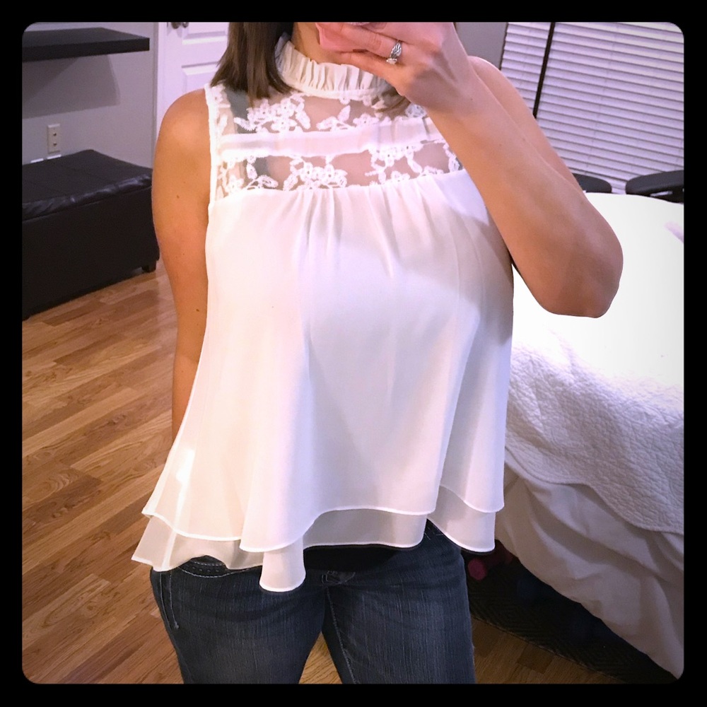 White Lacey Flowy Hi-low Top
